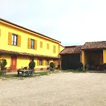 La Mussia Alloggio per agriturismo Castelnuovo (Asti)