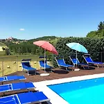 Farma La Mussia Castelnuovo (Asti)